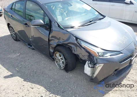 2019 Toyota Prius Xle z USA, uszkodzony, nr VIN JTDL9RFUXK3004351